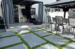 10371 West 33rd Ct, Hialeah, FL 33018 - Photo 9