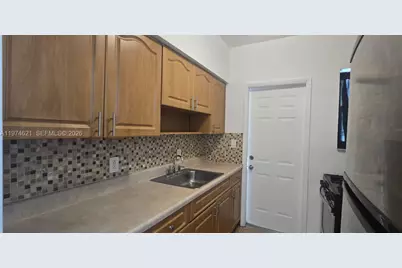 8430 Harding Ave #3, Miami Beach, FL 33141 - Photo 17