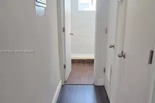 8430 Harding Ave, Miami Beach, FL 33141 - Photo 25