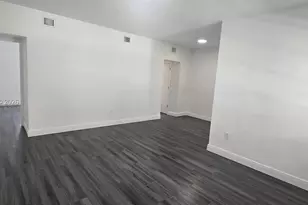 8430 Harding Ave, Miami Beach, FL 33141 - Photo 13