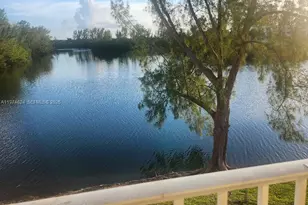 8240 SW 210th St, Cutler Bay, FL 33189 - Photo 9