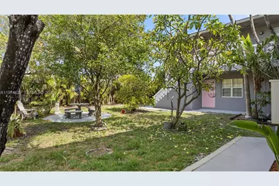 400 SE 31st St #1, Fort Lauderdale, FL 33316 - Photo 3