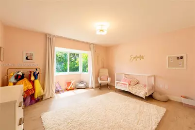 10461 SW 121st St, Miami, FL 33176 - Photo 29