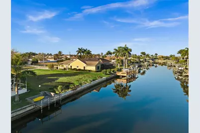 2623 SW 35th Ln, Cape Coral, FL 33914 - Photo 7