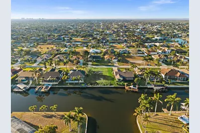 2623 SW 35th Ln, Cape Coral, FL 33914 - Photo 13