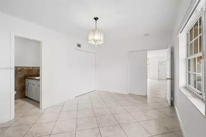 1381 W 63rd St, Hialeah, FL 33012 - Photo 27