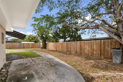 1381 W 63rd St, Hialeah, FL 33012 - Photo 65