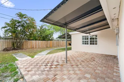1381 W 63rd St, Hialeah, FL 33012 - Photo 53