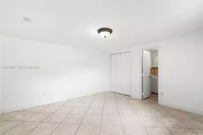1381 W 63rd St, Hialeah, FL 33012 - Photo 41