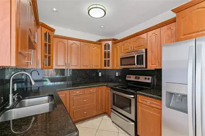 1381 W 63rd St, Hialeah, FL 33012 - Photo 3