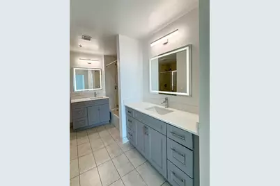 1900 N Bayshore Dr #4112, Miami, FL 33132 - Photo 37