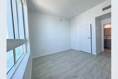 1900 N Bayshore Dr #4112, Miami, FL 33132 - Photo 15