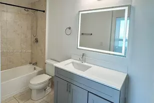 1900 N Bayshore Dr, Miami, FL 33132 - Photo 23