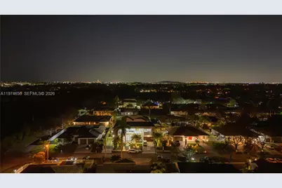 10181 NW 27th St, Doral, FL 33172 - Photo 25