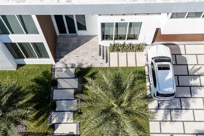 10181 NW 27th St, Doral, FL 33172 - Photo 11