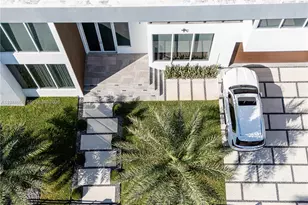 10181 NW 27th St, Doral, FL 33172 - Photo 11