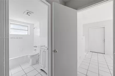 400 SE 31st St #4, Fort Lauderdale, FL 33316 - Photo 9