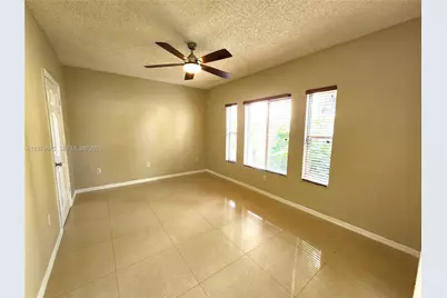 2492 Centergate Dr #108, Miramar, FL 33025 - Photo 9