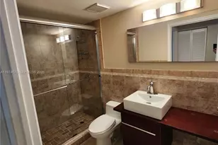 2492 Centergate Dr, Miramar, FL 33025 - Photo 17