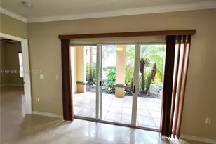 2492 Centergate Dr, Miramar, FL 33025 - Photo 7