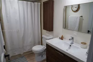 1709 Whitehall Dr, Davie, FL 33324 - Photo 17