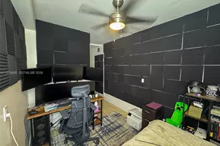 1709 Whitehall Dr, Davie, FL 33324 - Photo 37