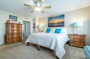 121 Golden Isles Dr, Hallandale Beach, FL 33009 - Photo 19