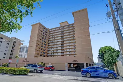 121 Golden Isles Dr #201, Hallandale Beach, FL 33009 - Photo 37