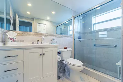 121 Golden Isles Dr #201, Hallandale Beach, FL 33009 - Photo 23