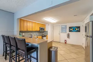 121 Golden Isles Dr, Hallandale Beach, FL 33009 - Photo 49