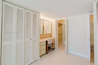 11 Island Ave #1410, Miami Beach, FL 33139 - Photo 15