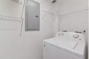 6917 Collins Ave, Miami Beach, FL 33141 - Photo 23