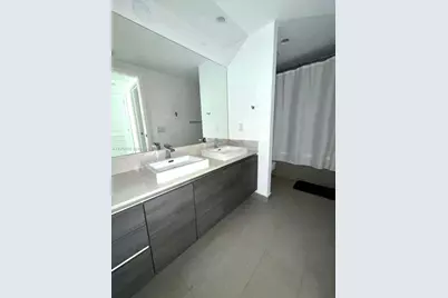 1080 Brickell Ave #303, Miami, FL 33131 - Photo 17