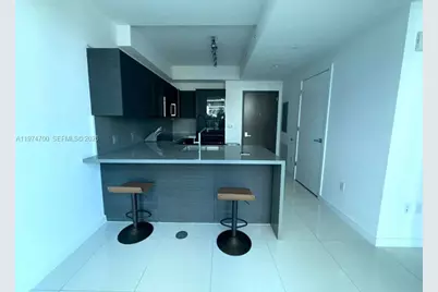 1080 Brickell Ave #303, Miami, FL 33131 - Photo 7