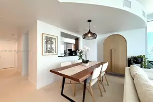 1331 Brickell Bay Dr, Miami, FL 33131 - Photo 9