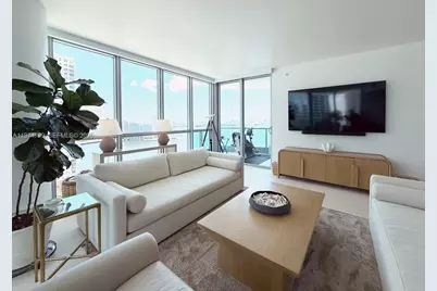 1331 Brickell Bay Dr #2002, Miami, FL 33131 - Photo 3