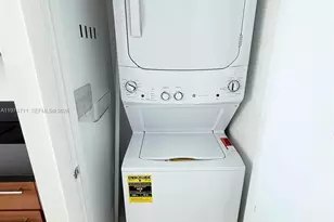 244 Biscayne Blvd, Miami, FL 33132 - Photo 7