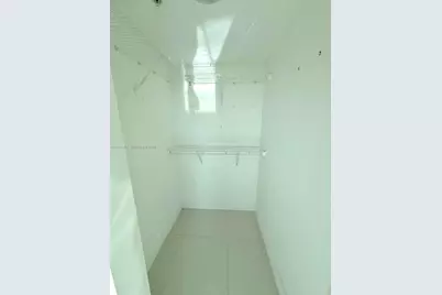 244 Biscayne Blvd #3403, Miami, FL 33132 - Photo 11