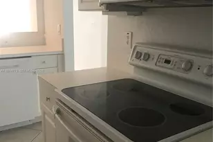 10770 NW 66th St, Doral, FL 33178 - Photo 7