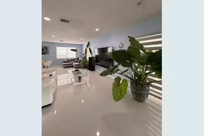 1461 NW 137th St #1461, Miami, FL 33167 - Photo 5