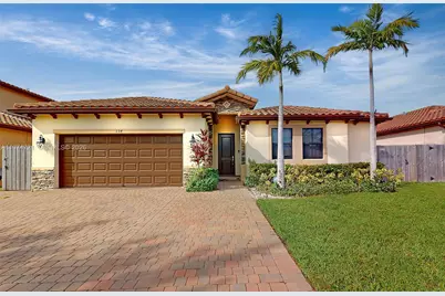 154 SE 23rd Ter, Homestead, FL 33033 - Photo 1