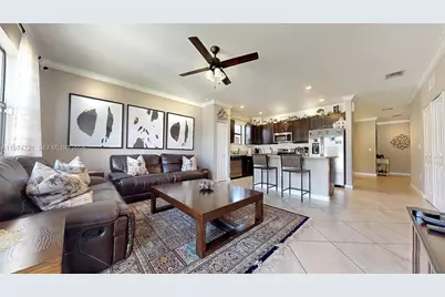 154 SE 23rd Ter, Homestead, FL 33033 - Photo 9