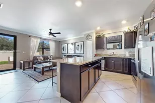 154 SE 23rd Terrace, Homestead, FL 33033 - Photo 11