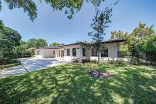 1117 Alfonso Ave, Coral Gables, FL 33146 - Photo 3