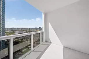 18201 Collins Ave, Sunny Isles Beach, FL 33160 - Photo 9