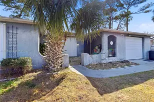 10028 Freestone Ln, Other City - In The State Of Florida, FL 34668 - Photo 17