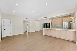 4144 Alton Rd, Miami Beach, FL 33140 - Photo 11