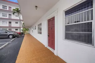 4270 NW 40th St, Lauderdale Lakes, FL 33319 - Photo 3