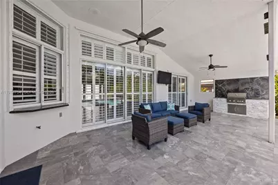 805 Bayside Ln, Weston, FL 33326 - Photo 5