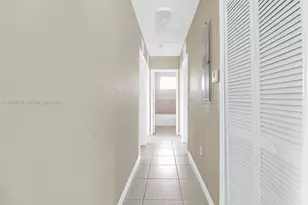 3920 SW 89th Ct, Miami, FL 33165 - Photo 9